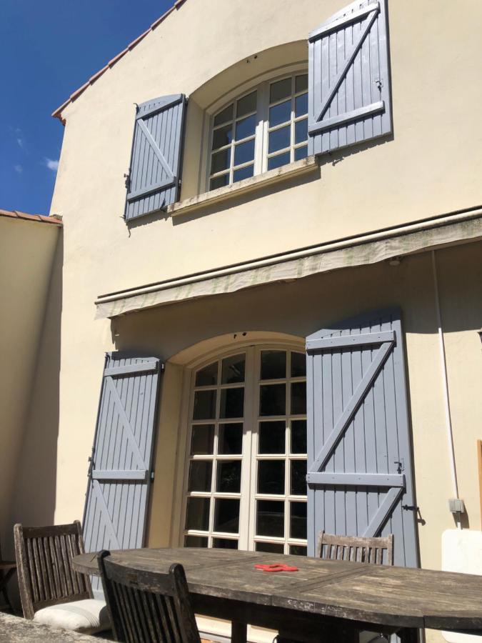 Villa Magnifique Demeure Familiale Castries Exterior foto